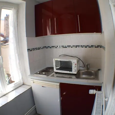 Studio Calme, Proche Tous Commerces Apartment