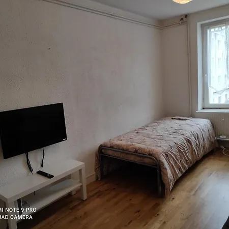 Studio Calme, Proche Tous Commerces Apartment *